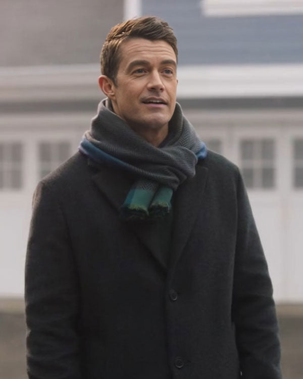 Twas the Date Before Christmas Robert Buckley Coat